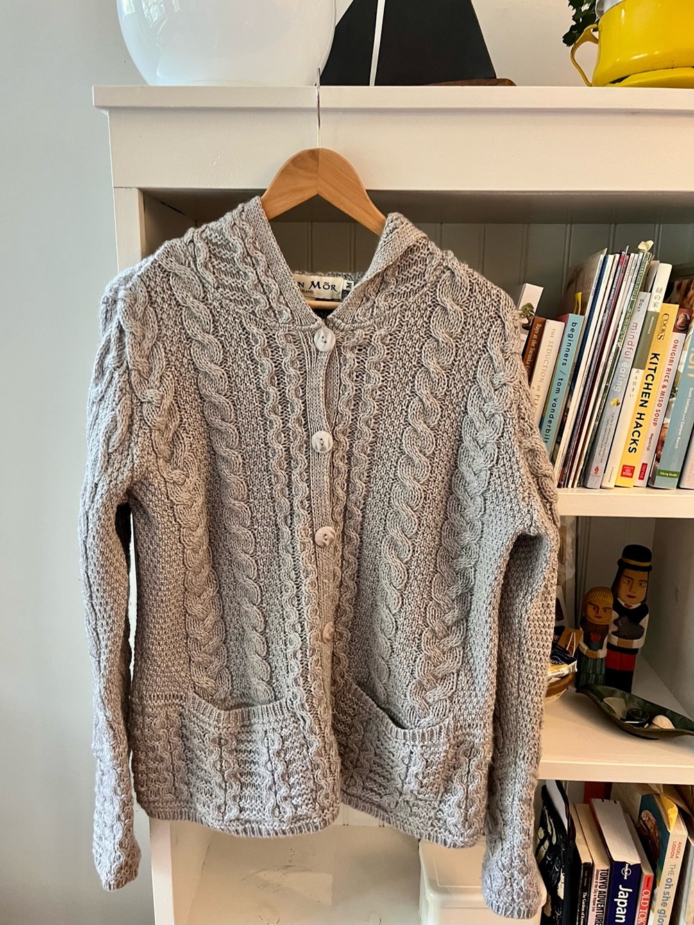 Aran Mor 100% merino wool hooded cable cardigan size M medium grey